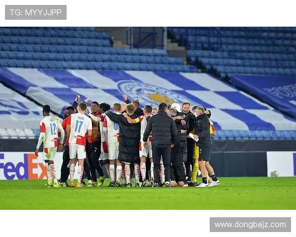 捷克媒体称斯拉维亚主帅灵活多变或微调阵容应对闪耀哥争锋